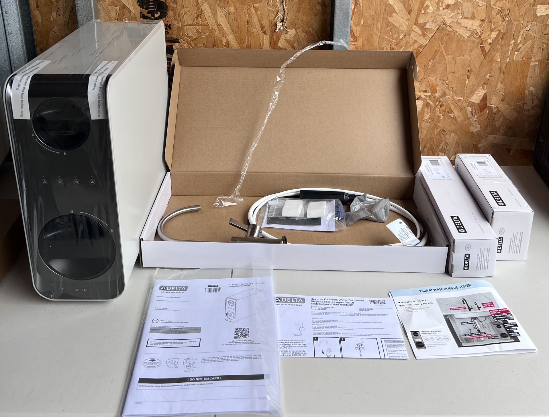 Delta Reverse Osmosis System unboxing